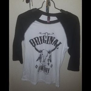 District quarter sleeve